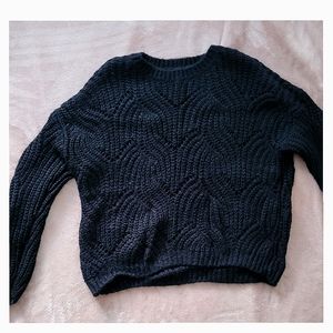 Black knitted sweater